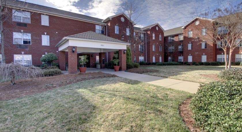 Intown Suites Extended Stay Greensboro Nc - Lanada Exterior foto