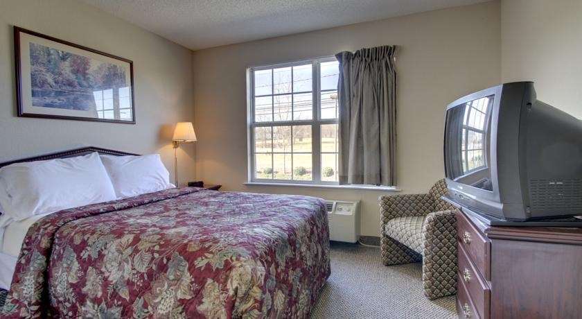 Intown Suites Extended Stay Greensboro Nc - Lanada Habitación foto